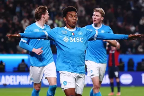 بثنائية نيريس.. نابولي بطلًا لكأس السوبر الإيطالي على حساب بولونيا